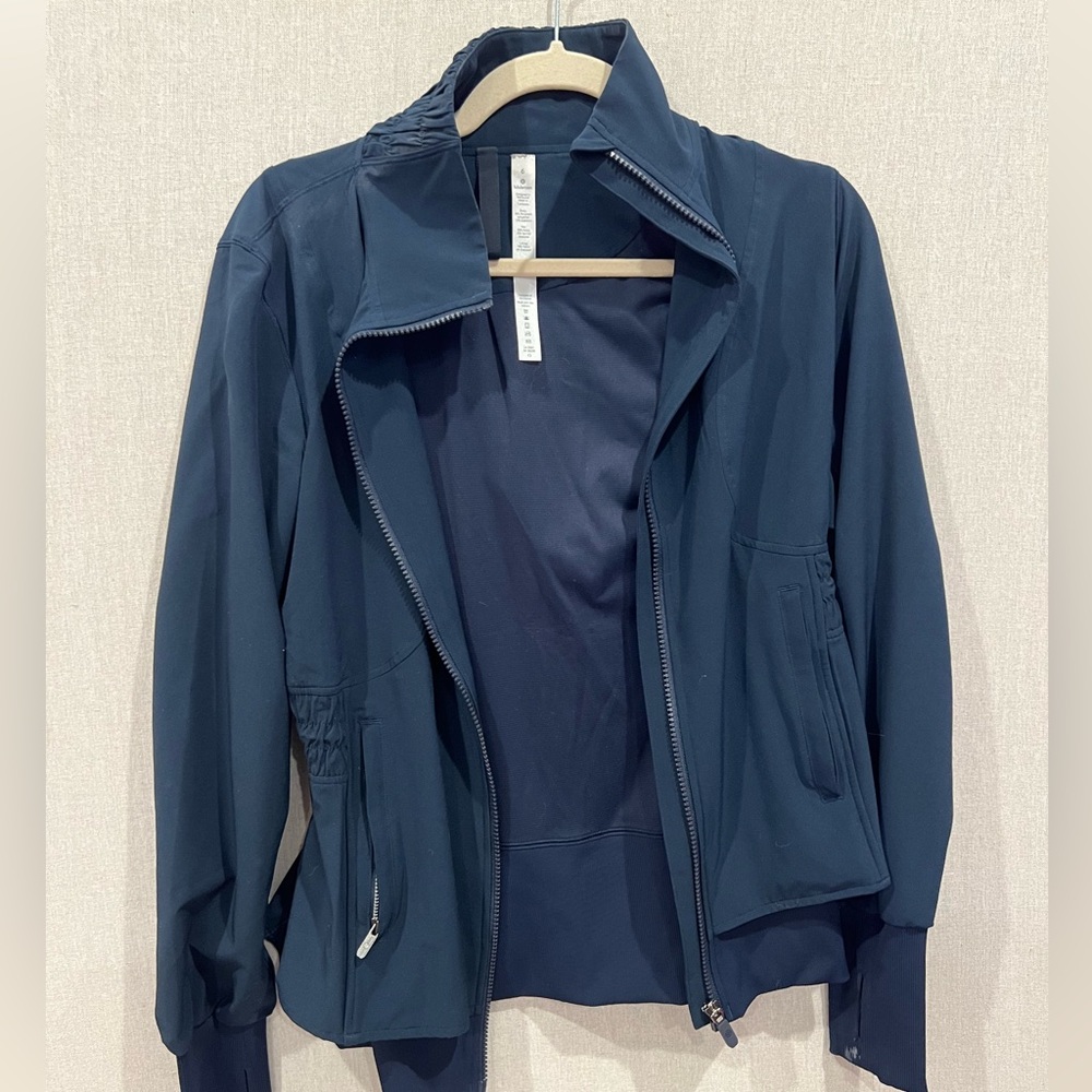 Lululemon Womens Navy Zip Up jacket